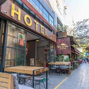 Viva La Butik Otel İzmir